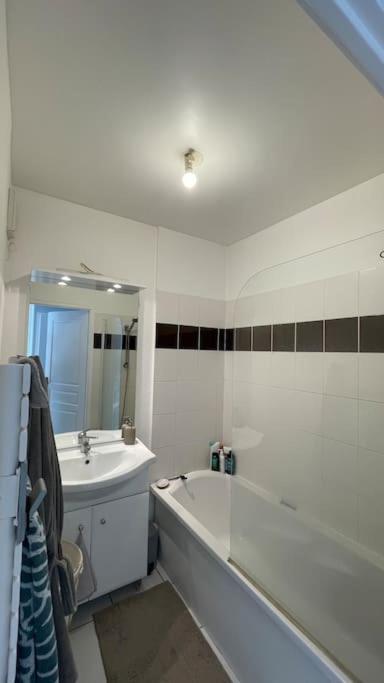 Appartement De Luca Saint-André-de-Cubzac المظهر الخارجي الصورة