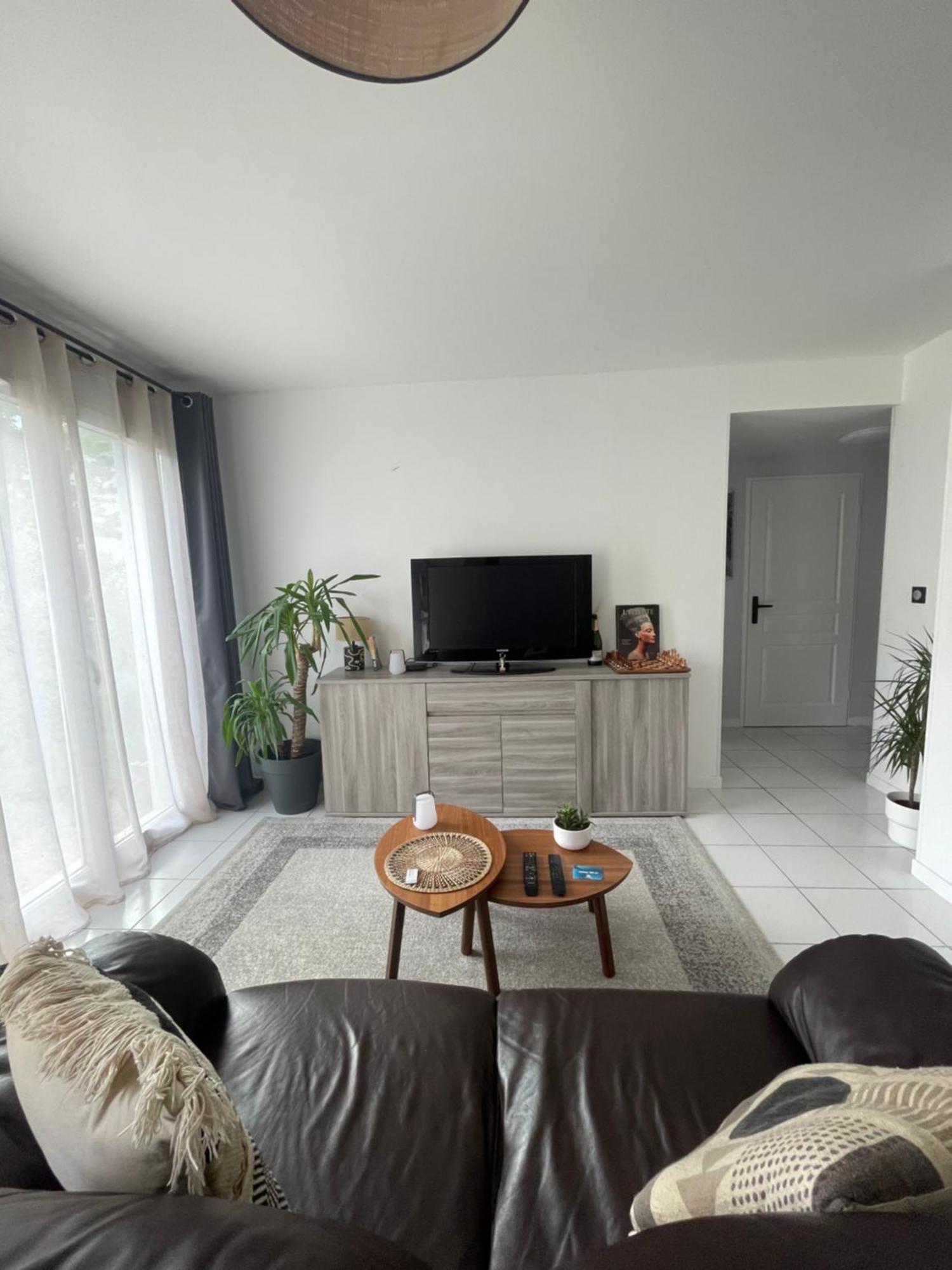 Appartement De Luca Saint-André-de-Cubzac المظهر الخارجي الصورة